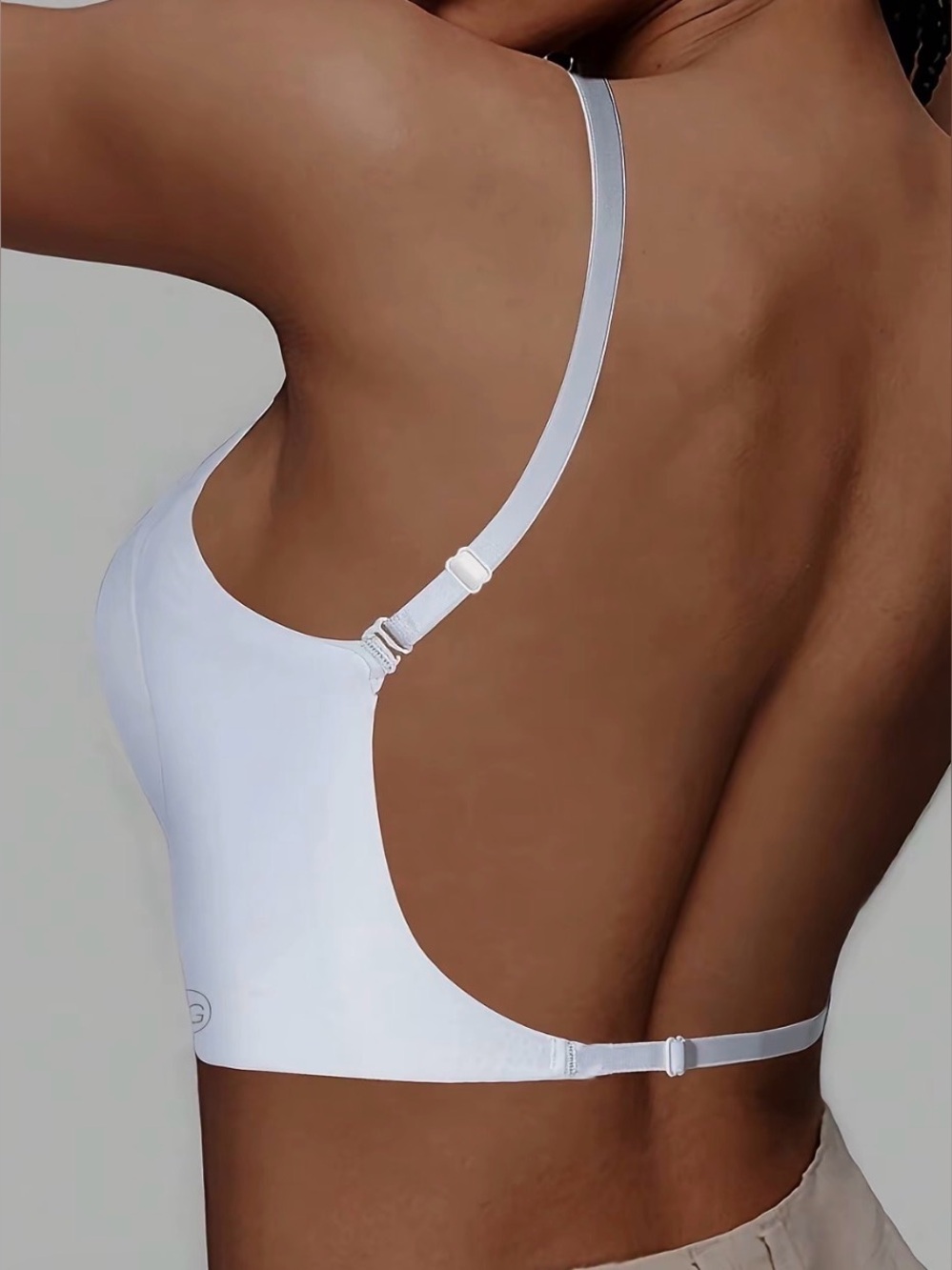 New Seamless Backless Bra Size L